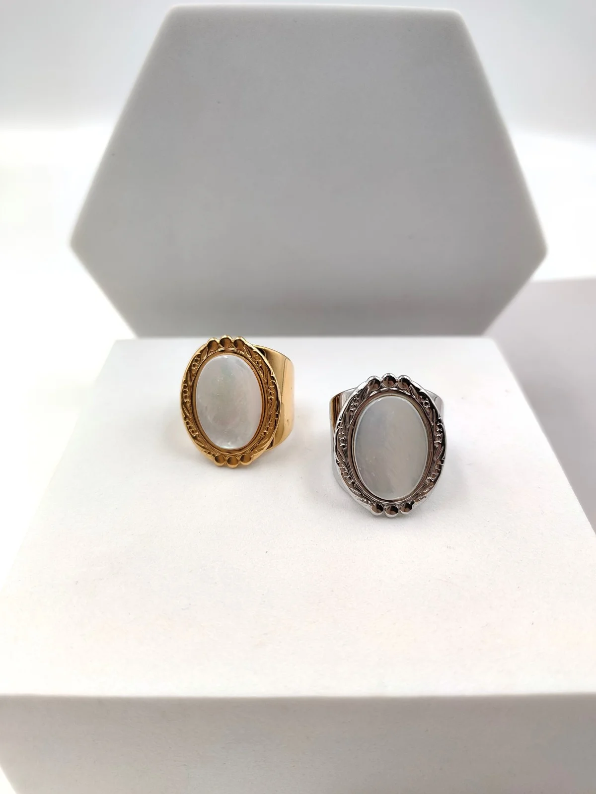 Stainless Steel Ring with Mother-of-Pearl by Magis Handmade Jewels – view 3