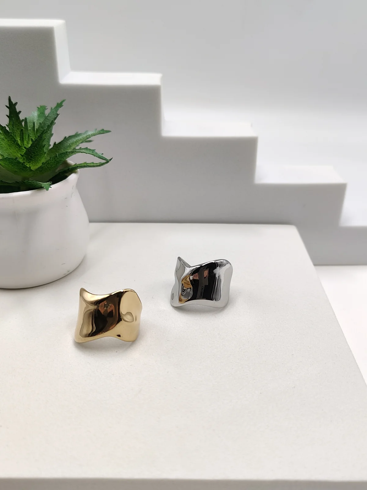 Stainless Steel Ring with Wavy Shape by Magis Handmade Jewels – view 2
