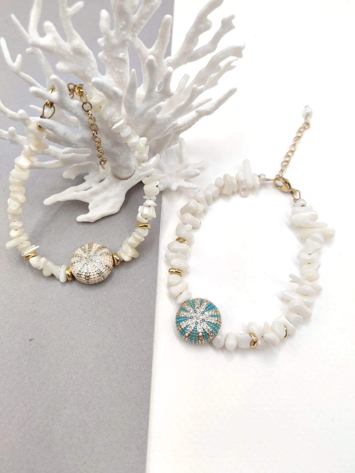 Bracelet with Mother-of-Pearl and Gold-Plated Sea Urchin by Magis Handmade Jewels – view 2