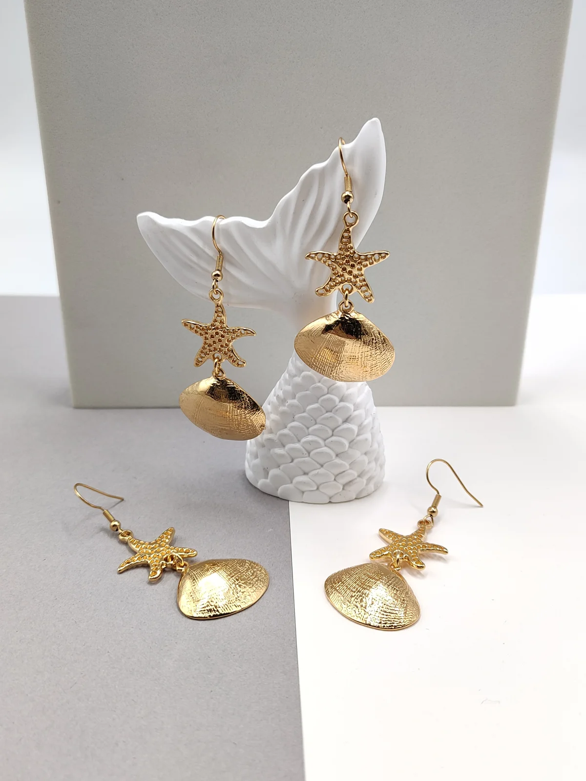 Stainless Steel Earrings with Seashells and Starfish by Magis Handmade Jewels – view 2