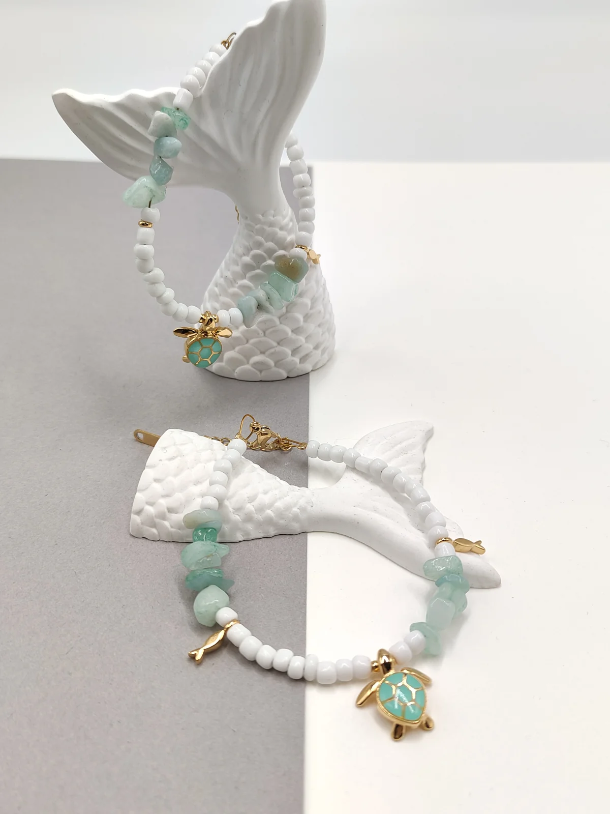 Bracelet with Glass Beads, Aventurine Chips and Gold-Plated Details by Magis Handmade Jewels – view 2