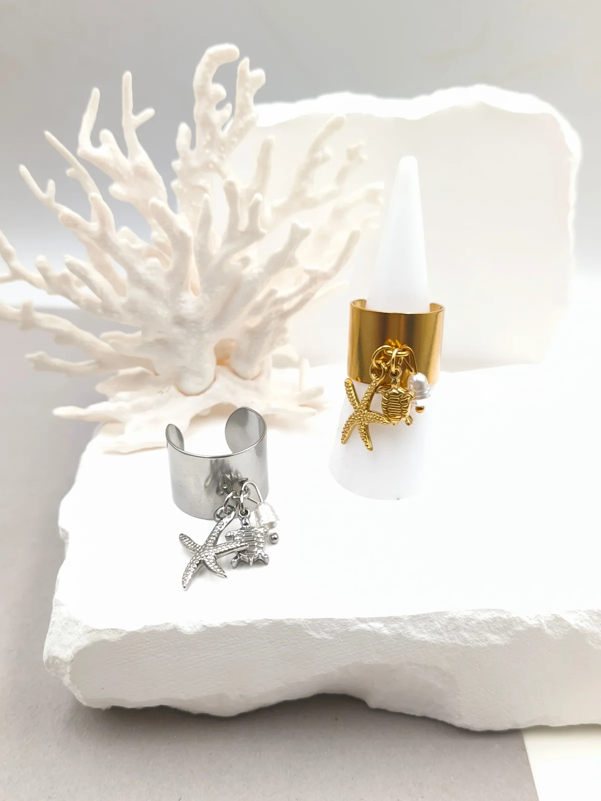 Stainless Steel Ring with Drop Details and Acrylic Pearl #553270