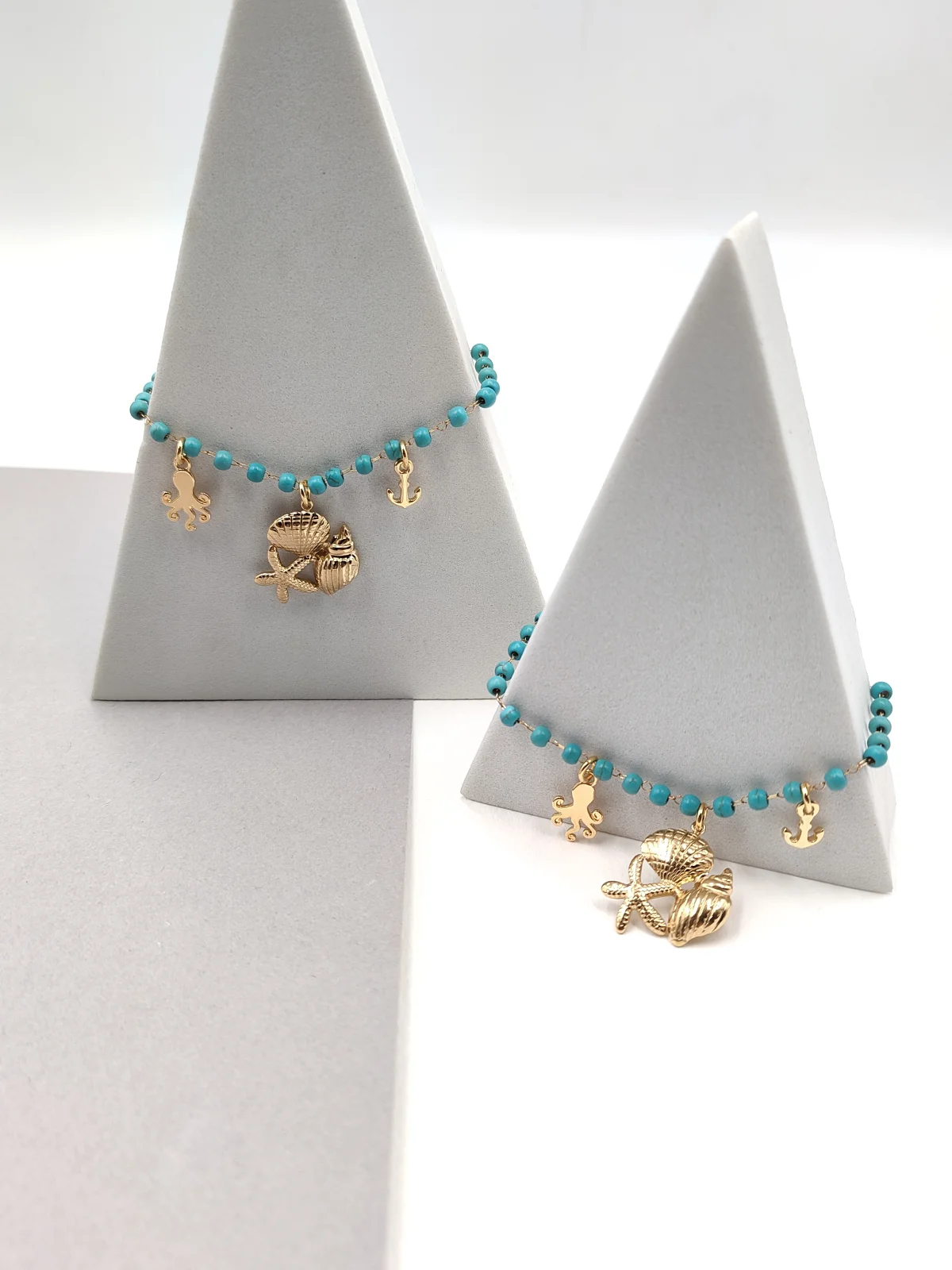 Stainless Steel Bracelet with Howlite Beads and Gold-Plated Details by Magis Handmade Jewels – view 3