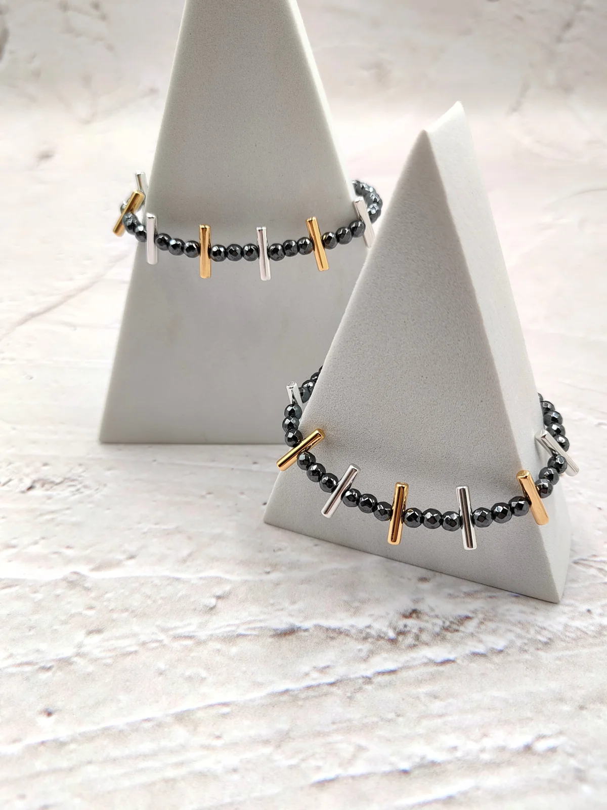 Bracelet with Hematite and Rays by Magis Handmade Jewels – view 3