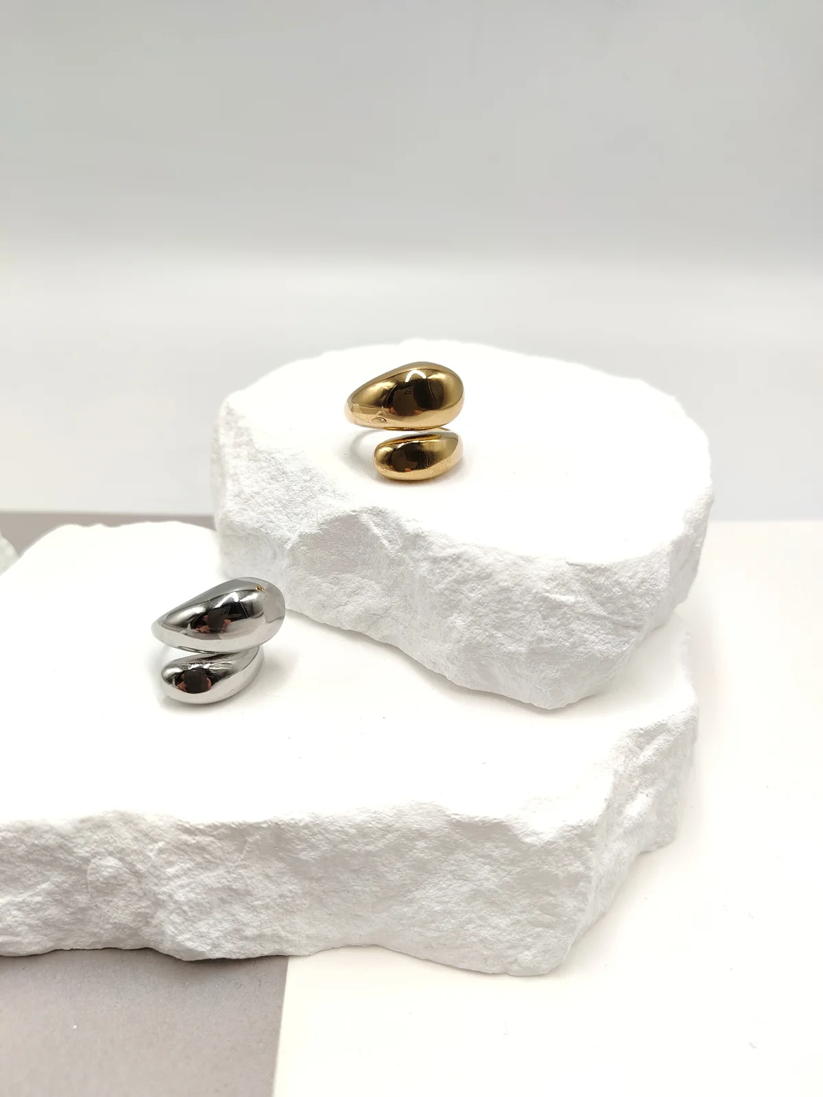 Stainless Steel Double Ring with Oval Ends by Magis Handmade Jewels – view 2