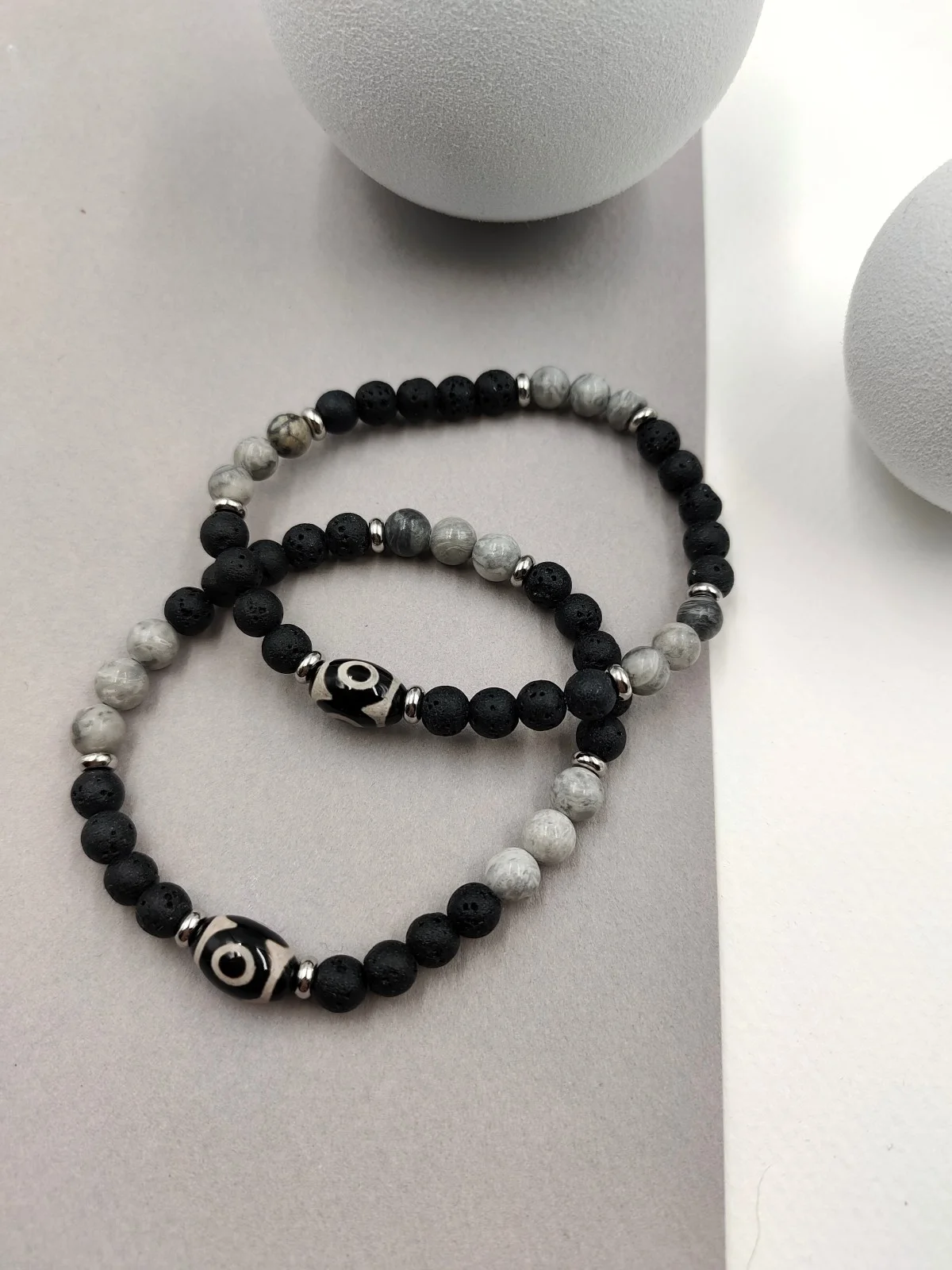 Men's Stretch Bracelet with Agate and Lava by Magis Handmade Jewels – view 2