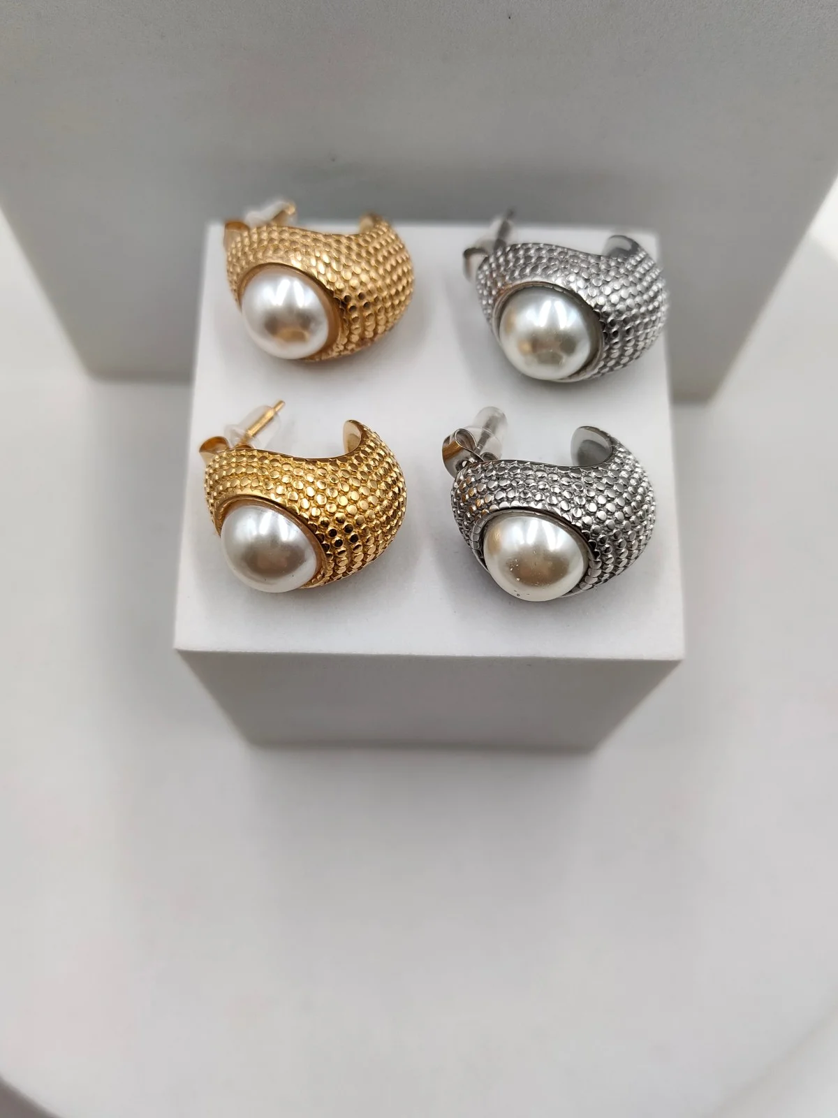 Stainless Steel Earrings with Pearl by Magis Handmade Jewels – view 3