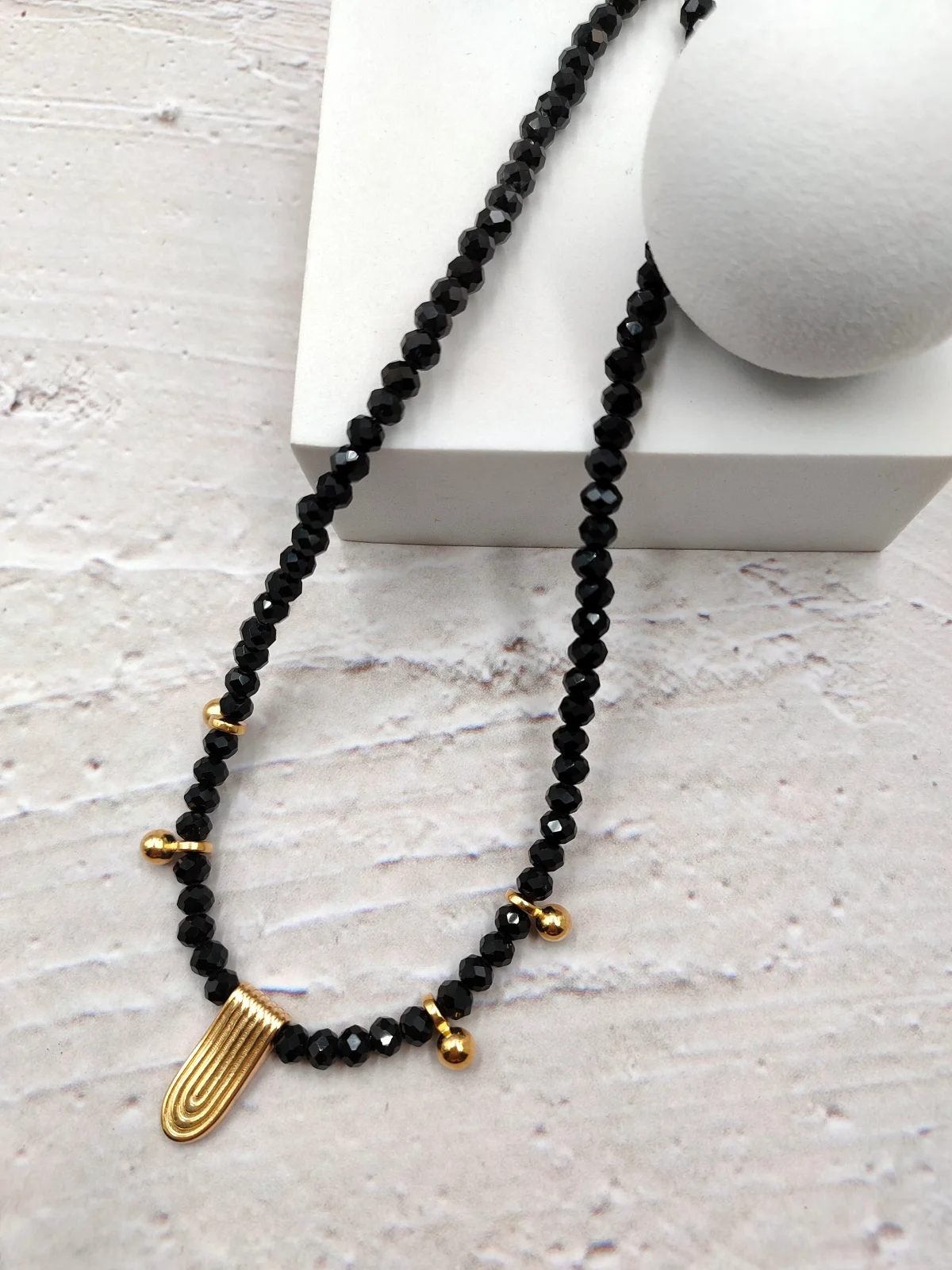 Necklace with Beads and Gold-Plated Details by Magis Handmade Jewels – view 3