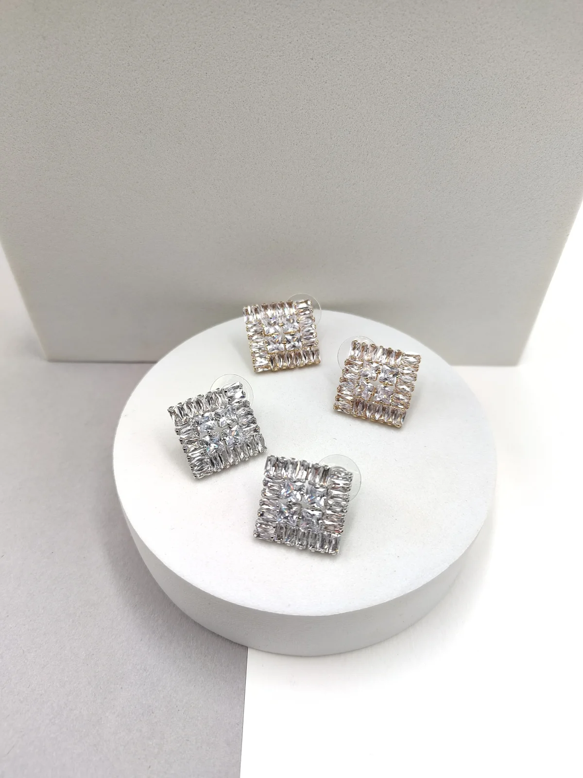 Gold-Plated Earrings with Crystals by Magis Handmade Jewels – view 2