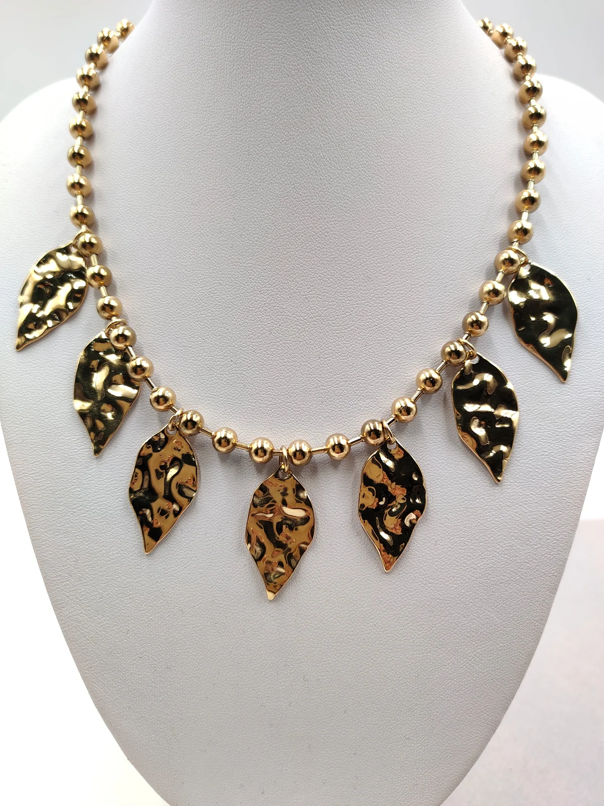 Stainless Steel Necklace with Beads and Leaves by Magis Handmade Jewels – view 3