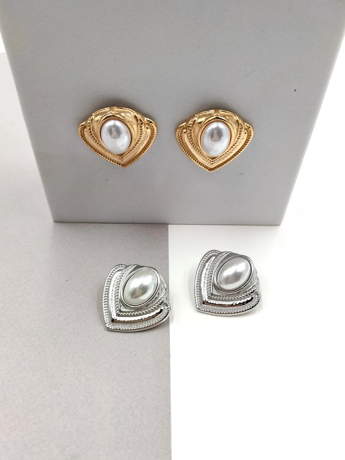 Stainless Steel Vintage Earrings with Pearl by Magis Handmade Jewels – view 3