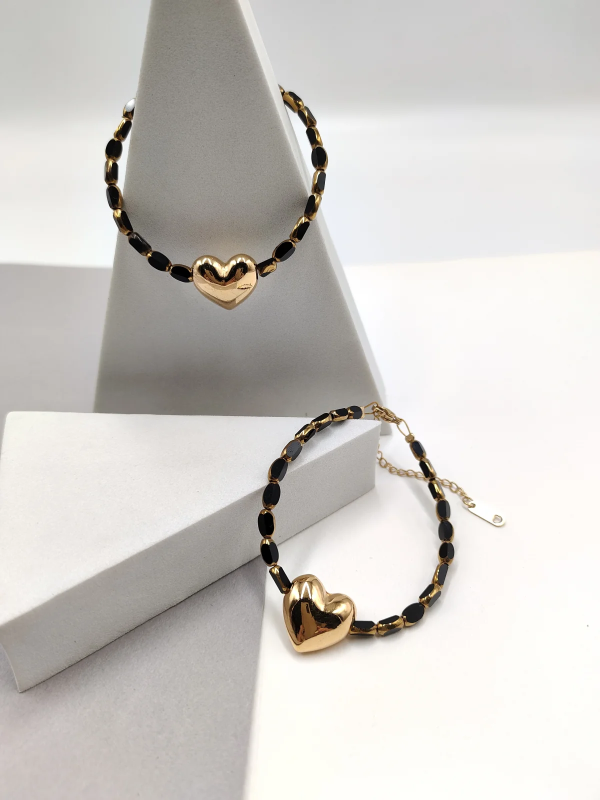 Bracelet with Glass Beads and Gold-Plated Heart #722674