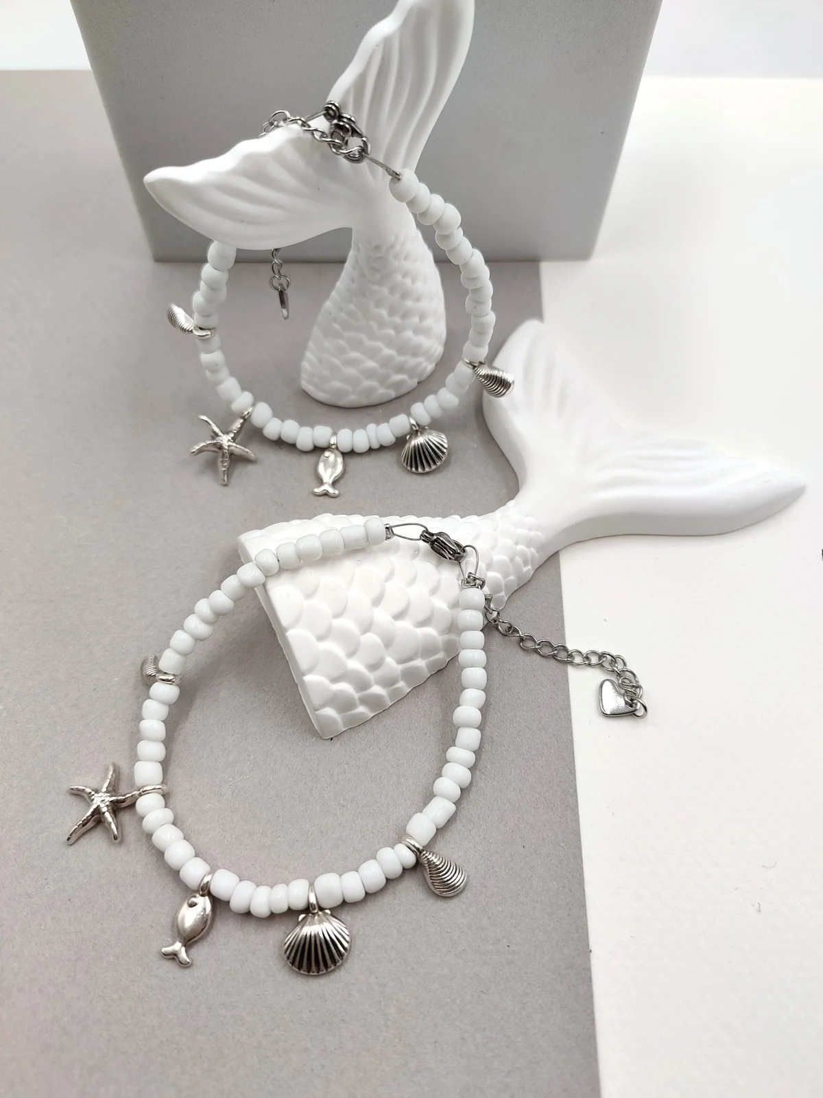 Bracelet with Beads and Silver-Plated Details by Magis Handmade Jewels – view 2