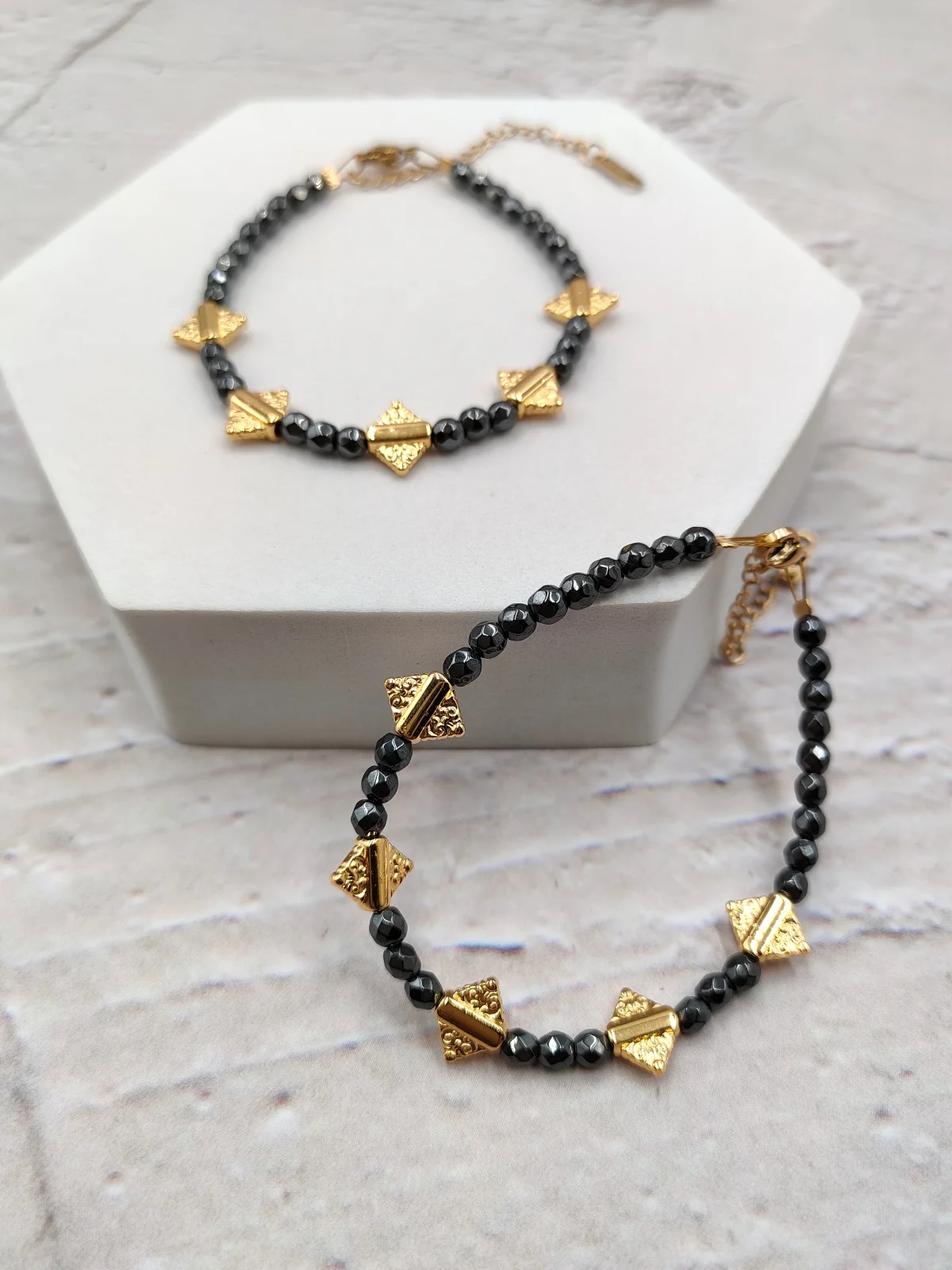 Bracelet with Hematite Beads and Gold-Plated Details by Magis Handmade Jewels – view 4