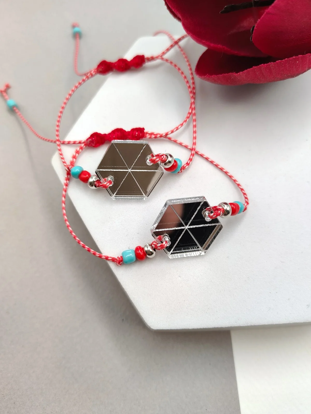 Traditional March Bracelet with Acrylic Kite by Magis Handmade Jewels – view 2