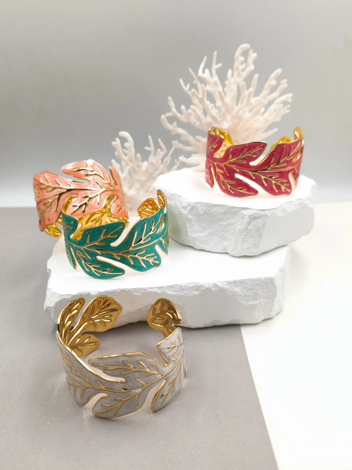 Stainless Steel Bracelet with Embossed Leaves and Enamel #783288
