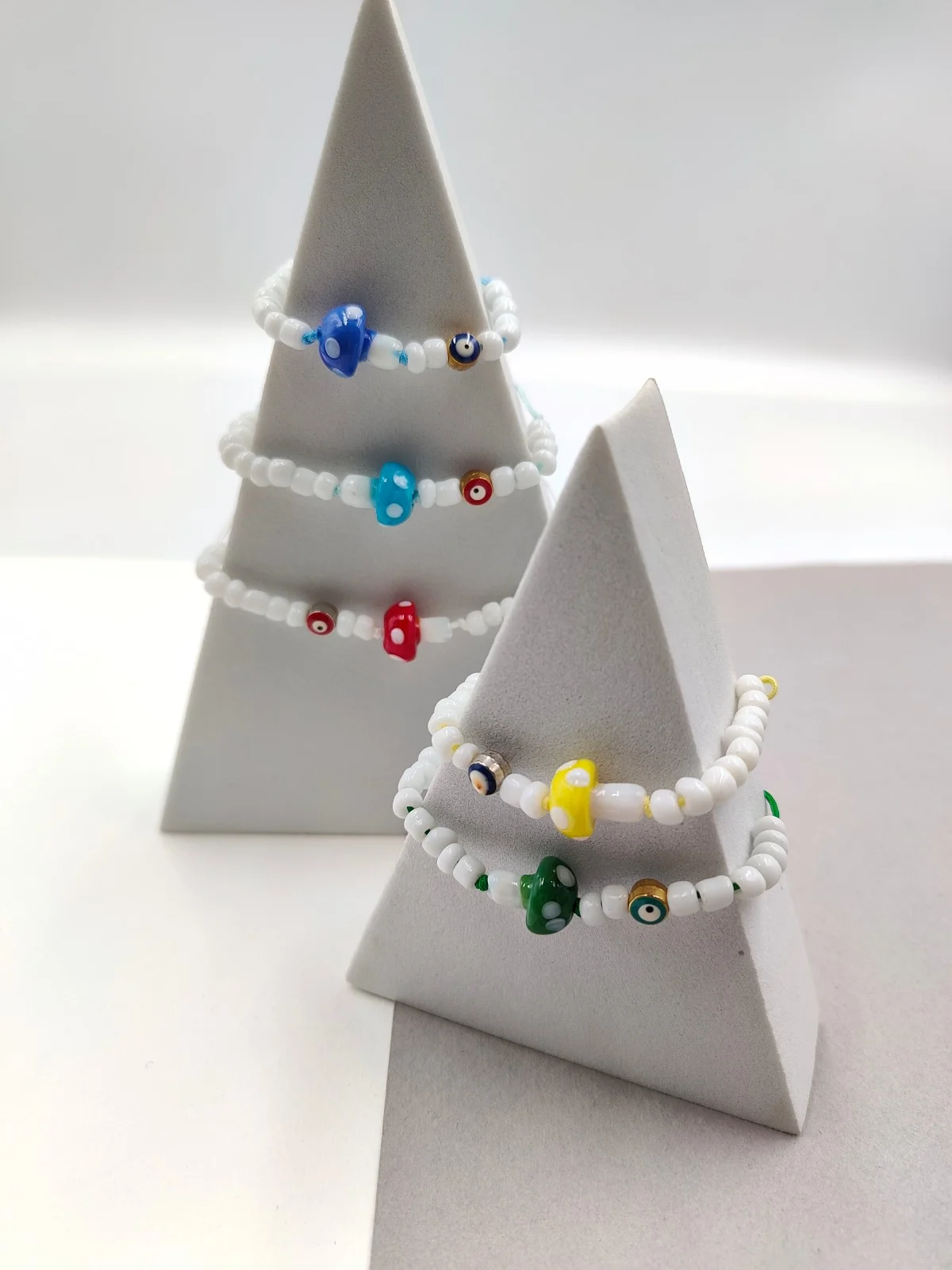 Bracelet with Beads and Murano Glass Mushroom by Magis Handmade Jewels – view 2