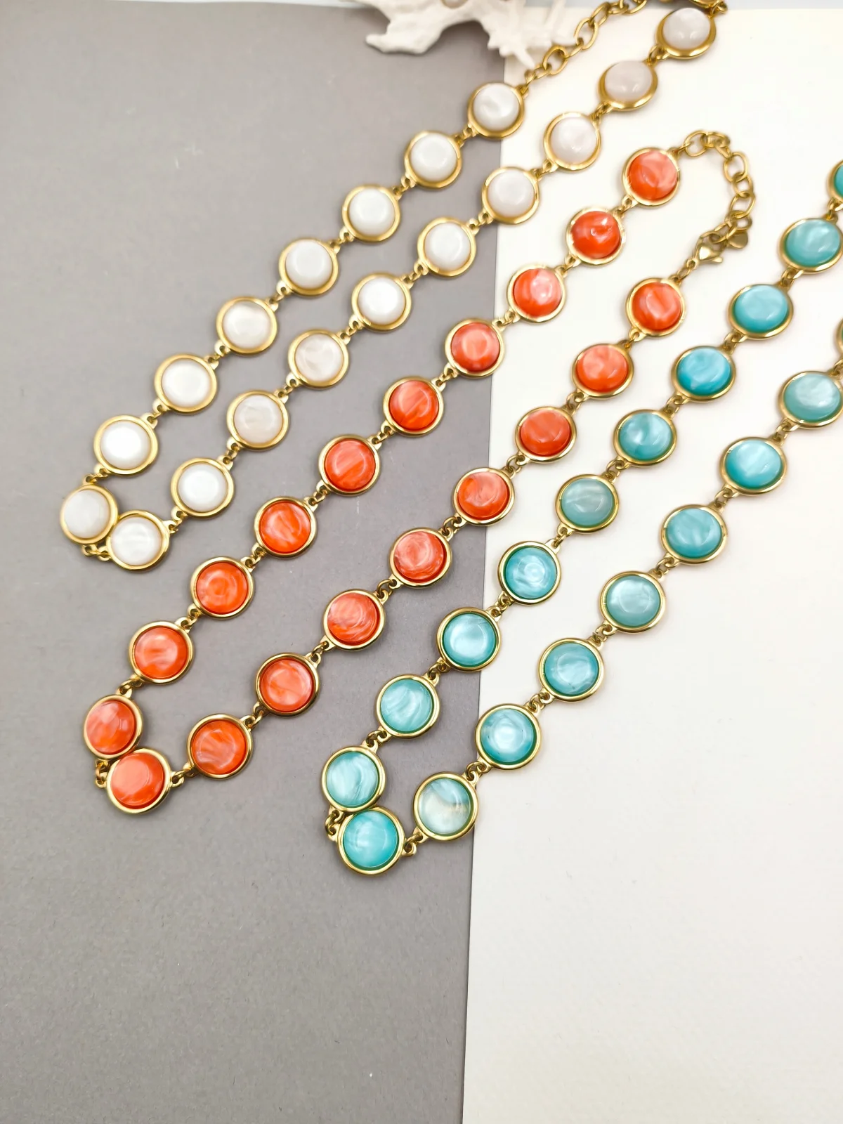 Stainless Steel Necklace with Circles and Resin by Magis Handmade Jewels – view 3
