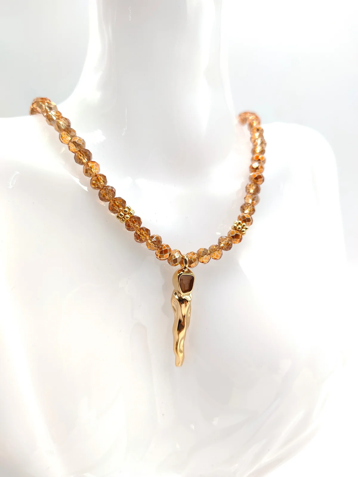 Necklace with Crystal Beads and Gold-Plated Detail by Magis Handmade Jewels – view 3