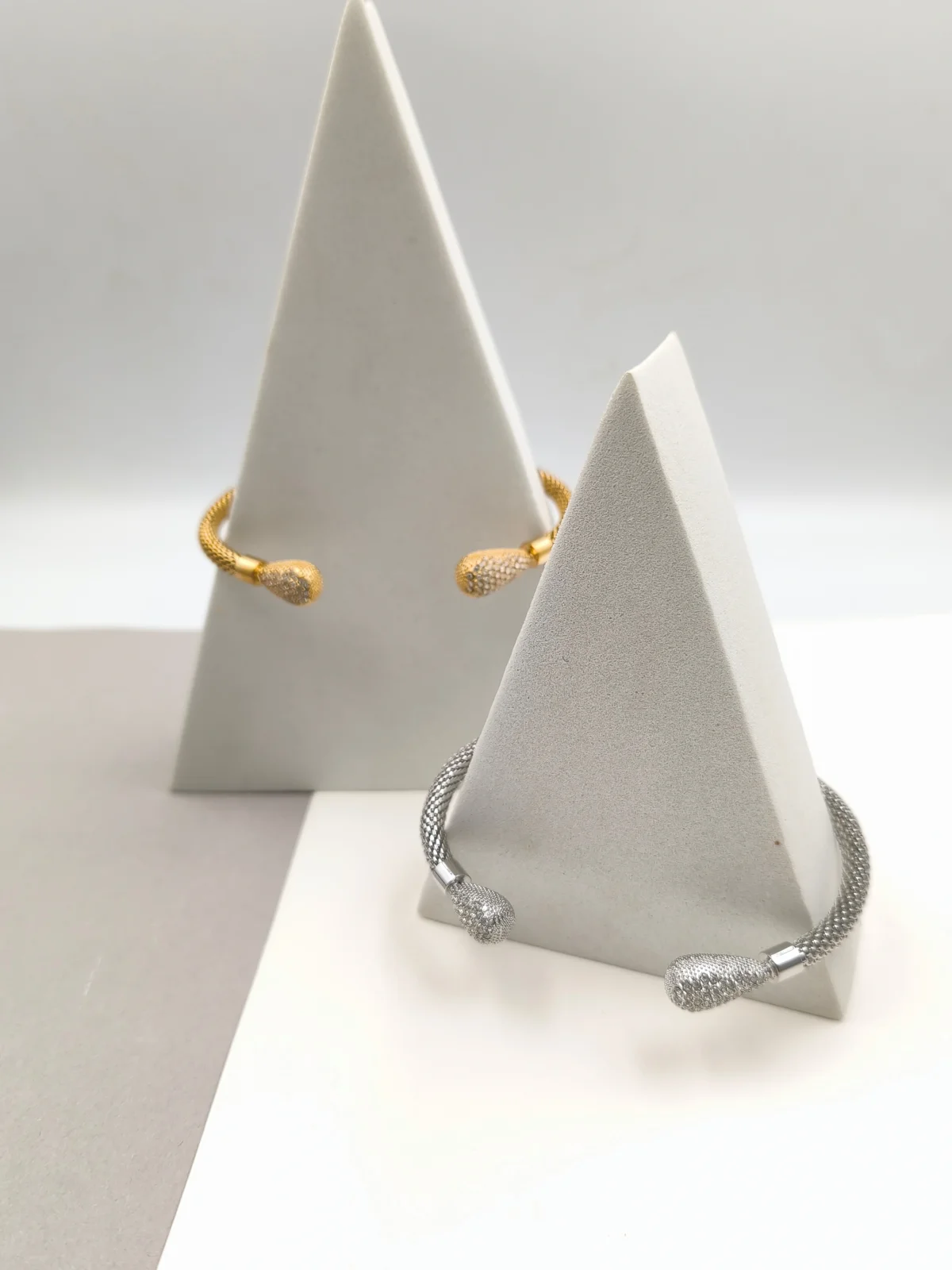 Stainless Steel Bracelet with Drops and Zircon by Magis Handmade Jewels – view 3