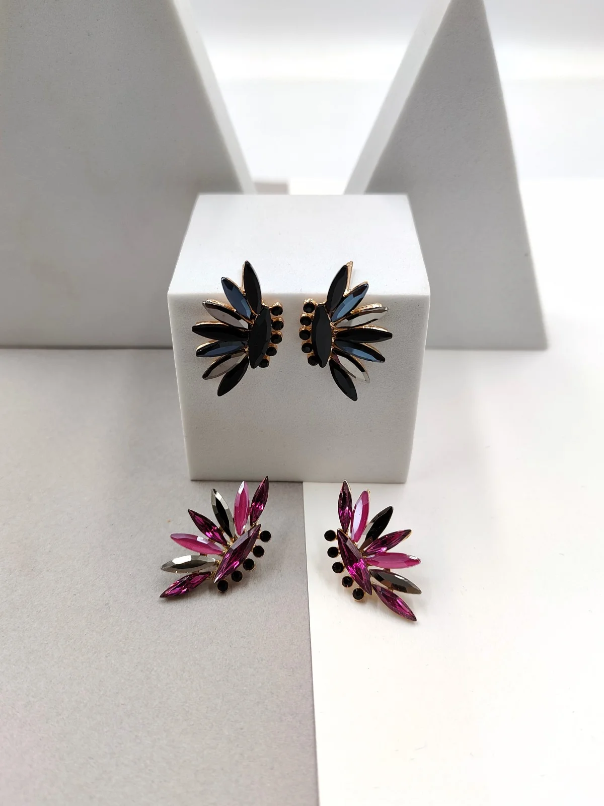 Earrings with Faceted Crystals by Magis Handmade Jewels – view 2