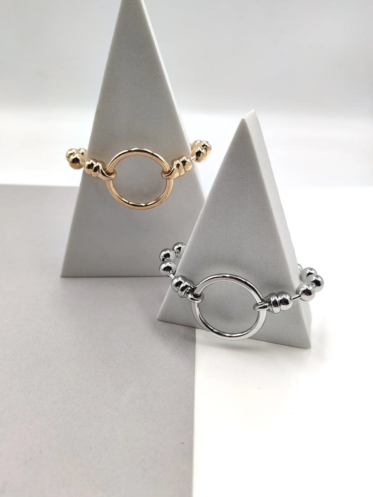 Stainless Steel Bracelet with Beads and Circle by Magis Handmade Jewels – view 2