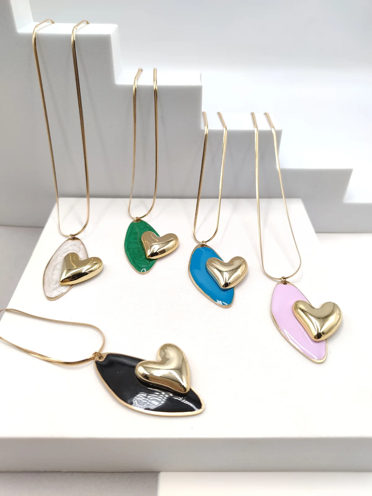 Long Stainless Steel Necklace with Enamel and Heart by Magis Handmade Jewels – view 3