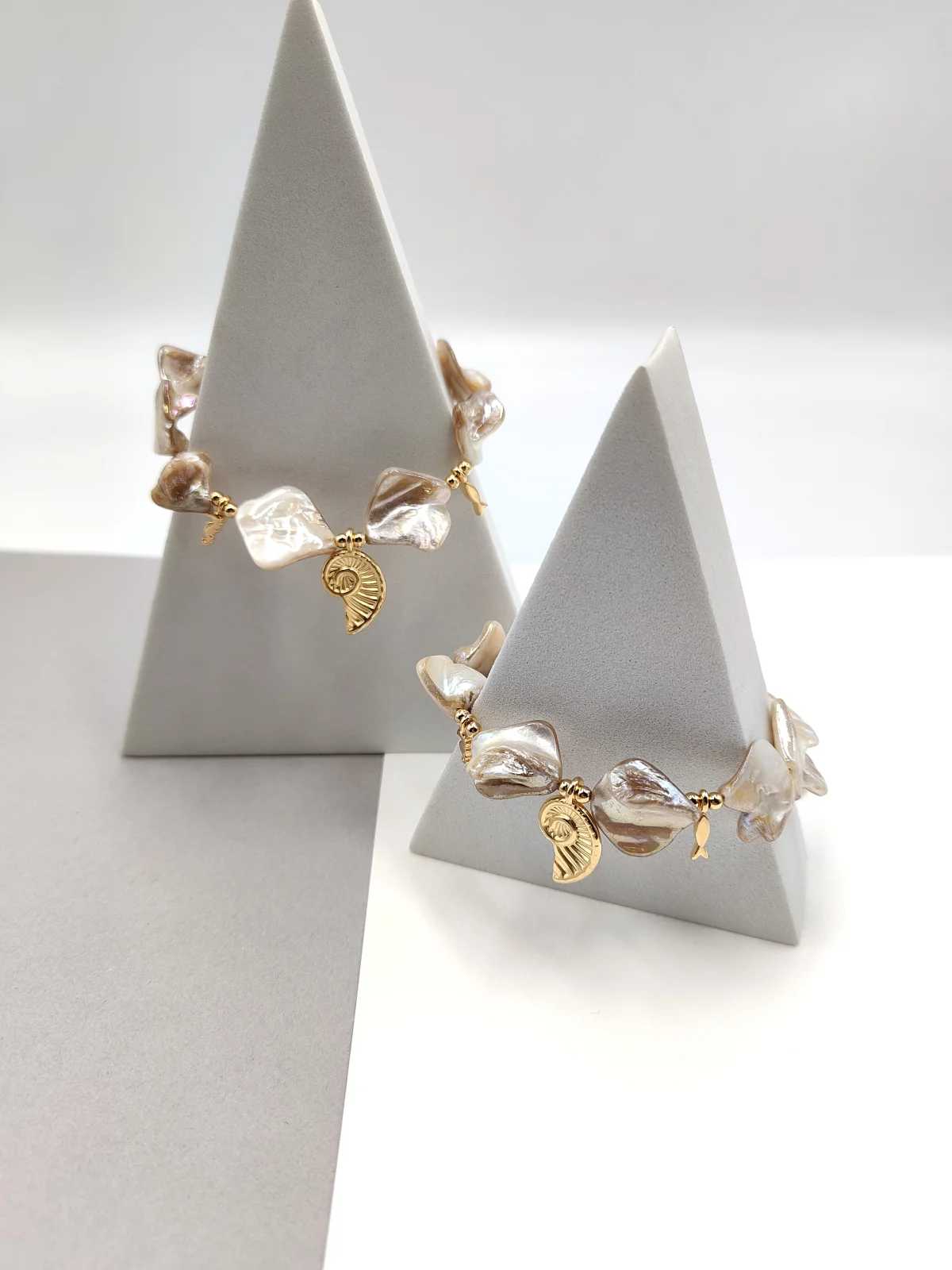 Bracelet with Mother-of-Pearl and Gold-Plated Details by Magis Handmade Jewels – view 3