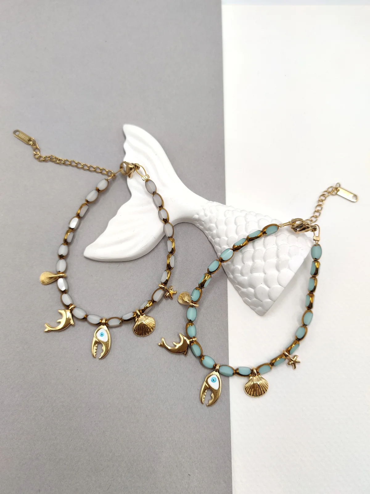 Bracelet with Glass Beads and Gold-Plated Enamel Details by Magis Handmade Jewels – view 2