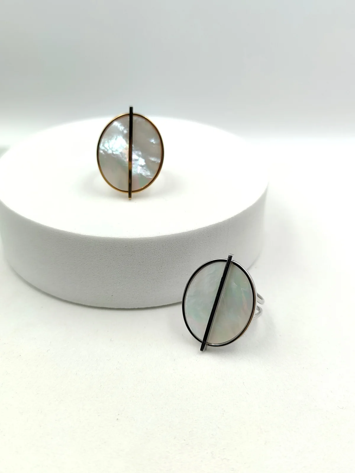 Stainless Steel Oval Ring with Mother-of-Pearl by Magis Handmade Jewels – view 4