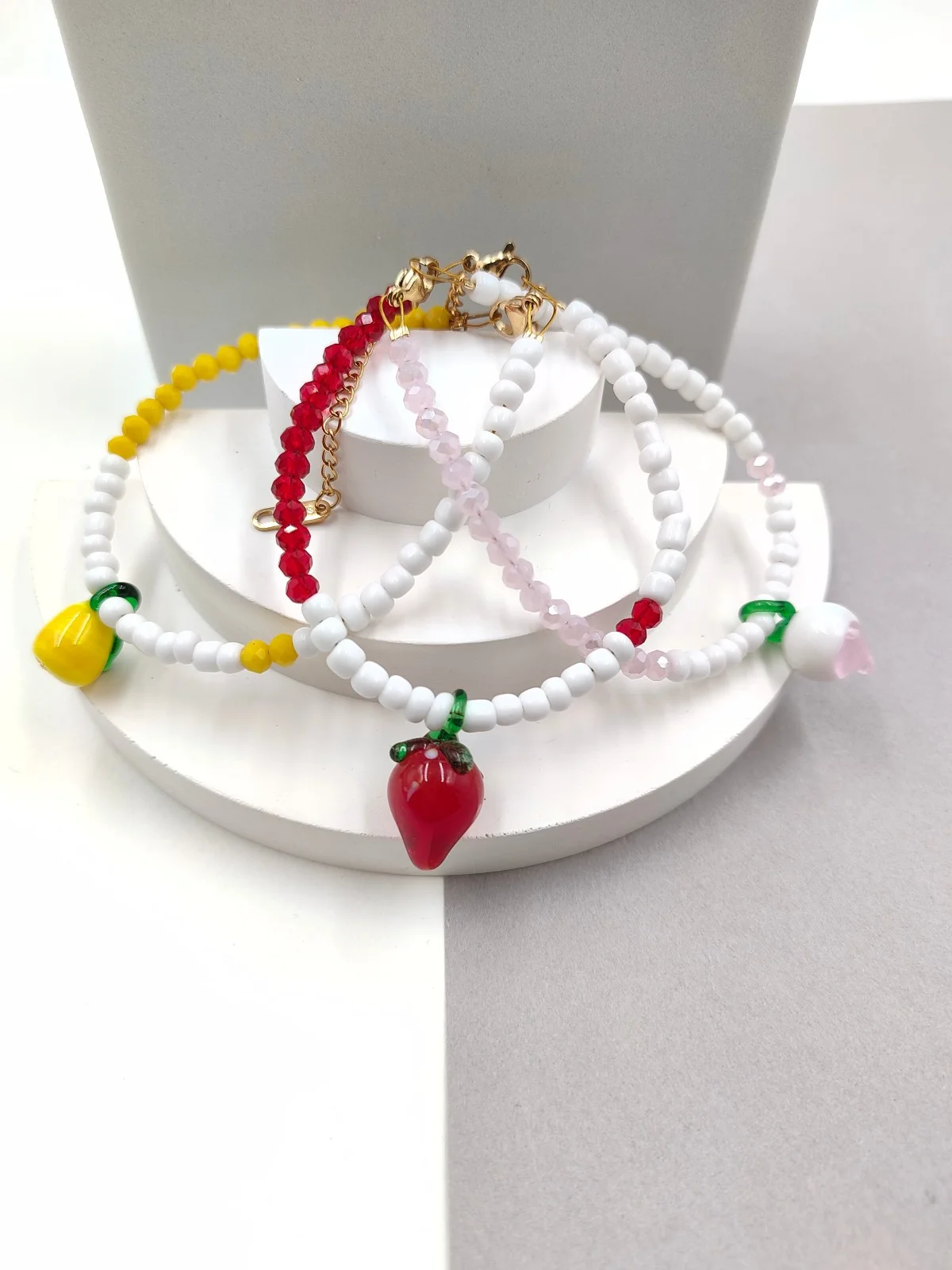 Bracelet with Glass Beads and Murano-Glass Fruit by Magis Handmade Jewels – view 2