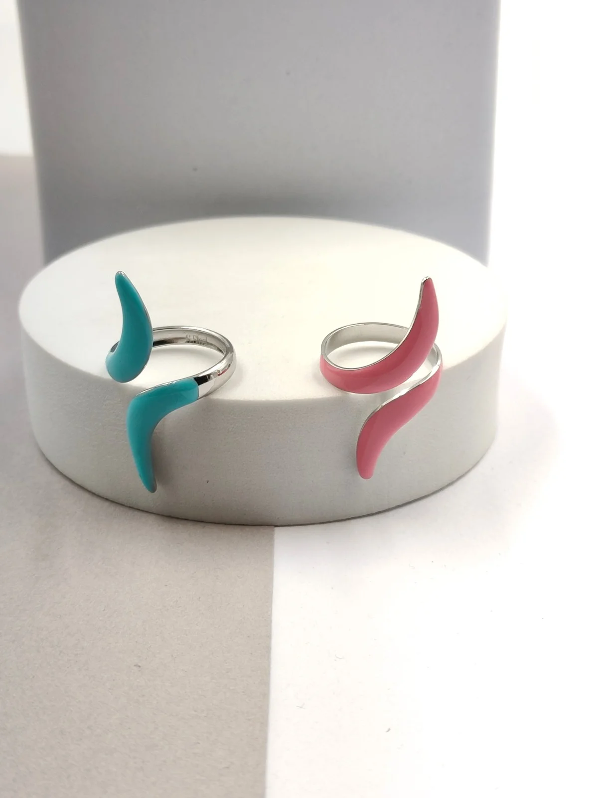 Stainless Steel Ring with Enamel by Magis Handmade Jewels – view 2