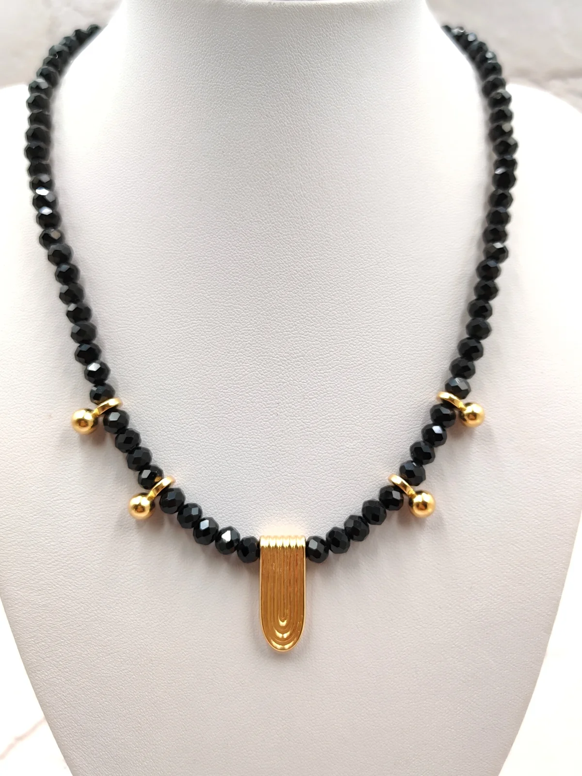 Necklace with Beads and Gold-Plated Details by Magis Handmade Jewels – view 4