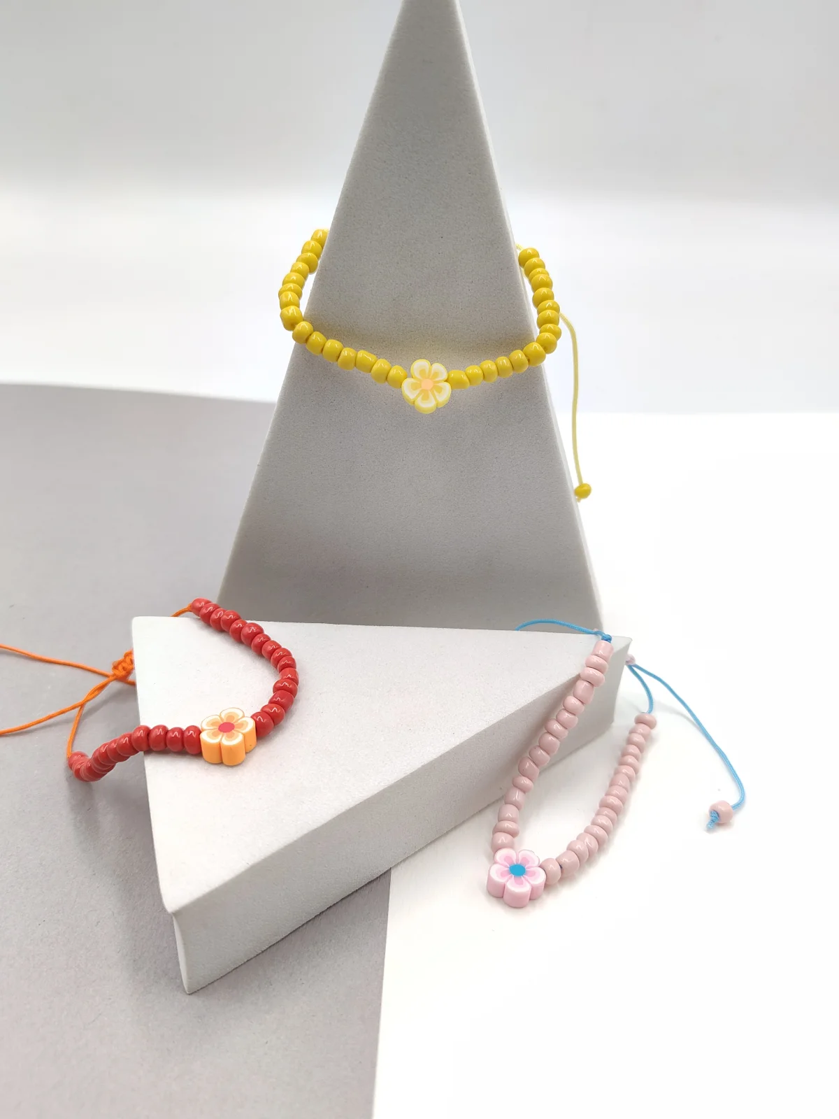 Bracelet with Glass Beads and Polymer Clay Flower by Magis Handmade Jewels – view 2