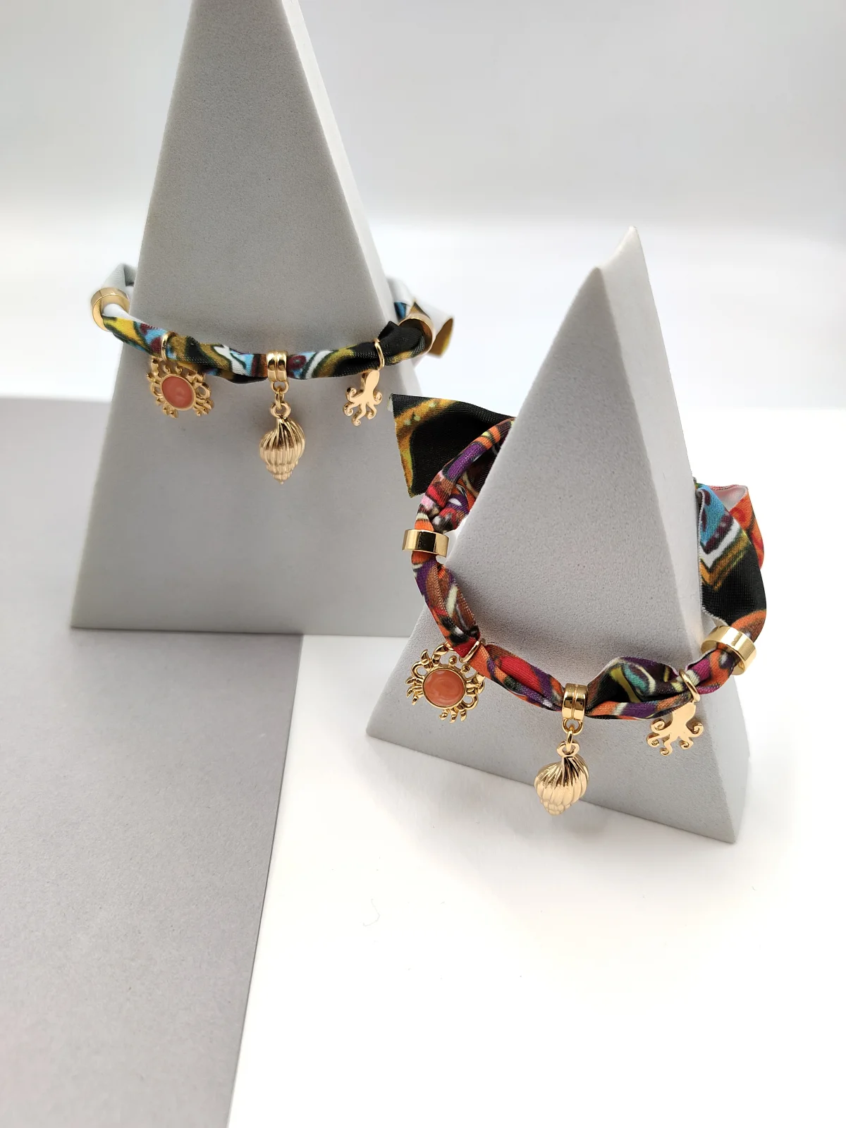 Bracelet with Lycra and Gold-Plated Enamel Details by Magis Handmade Jewels – view 2