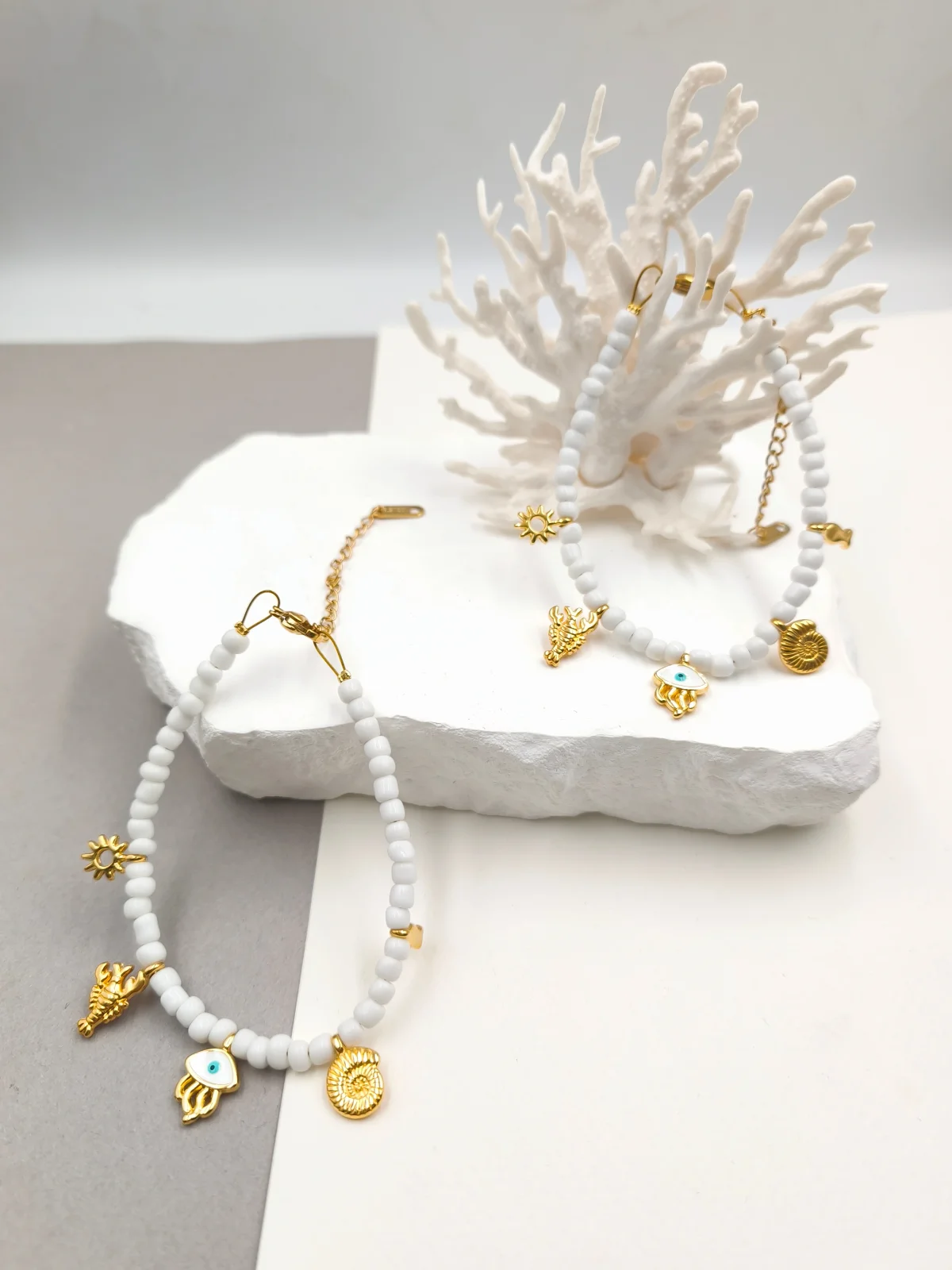Bracelet with Glass Beads and Gold-Plated Details #793245