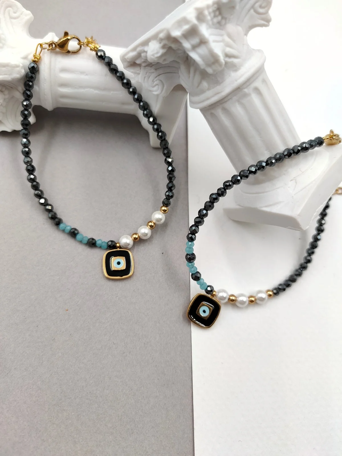 Bracelet with Hematite Beads and Pearls by Magis Handmade Jewels – view 2