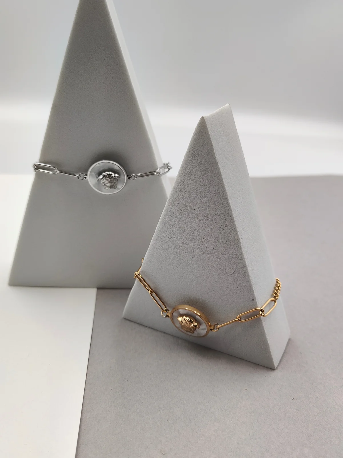 Stainless Steel Bracelet with Jellyfish Design by Magis Handmade Jewels – view 3