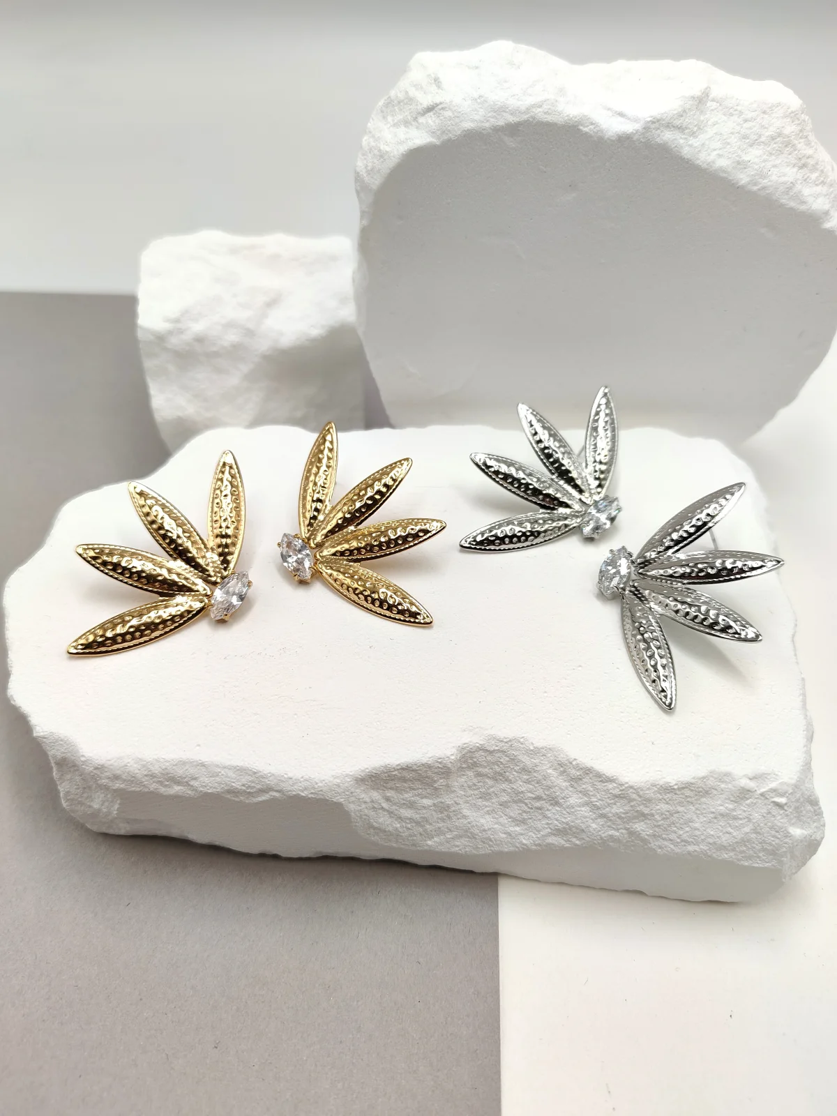 Stainless Steel Earrings with Petals and Crystals by Magis Handmade Jewels – view 2