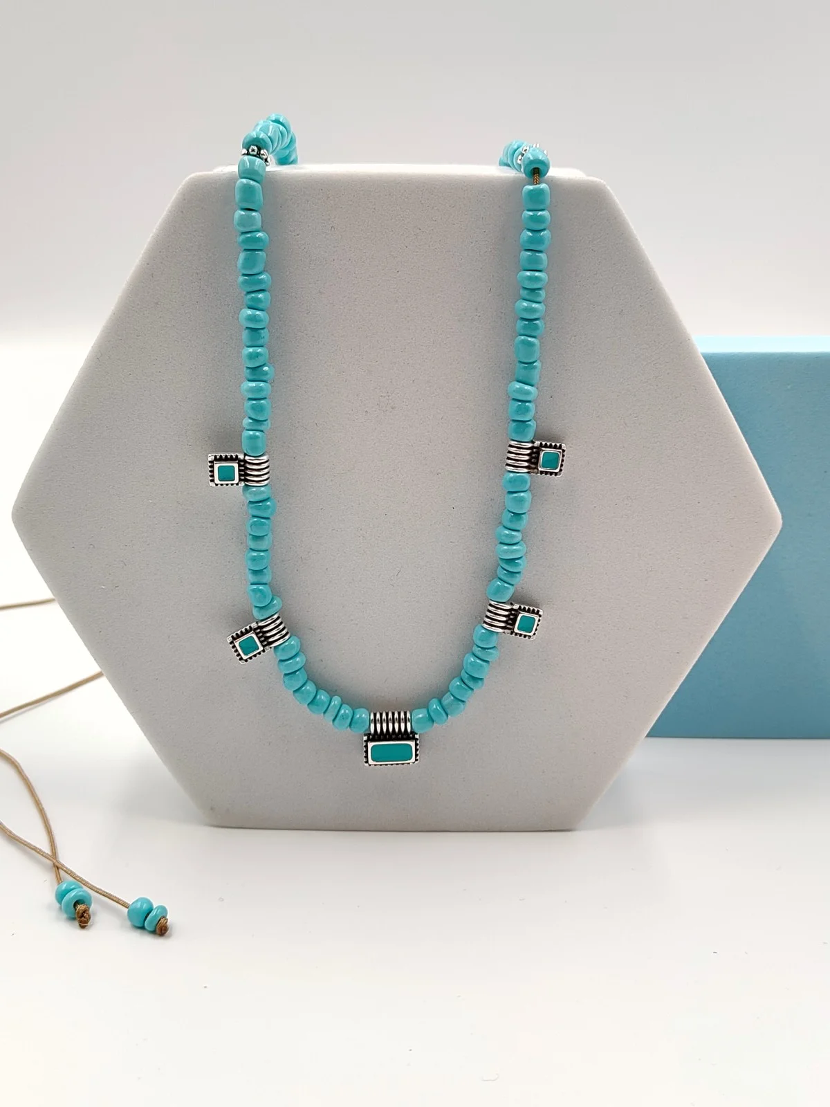 Necklace with Howlite Beads and Silver-Plated Enamel Details by Magis Handmade Jewels – view 3
