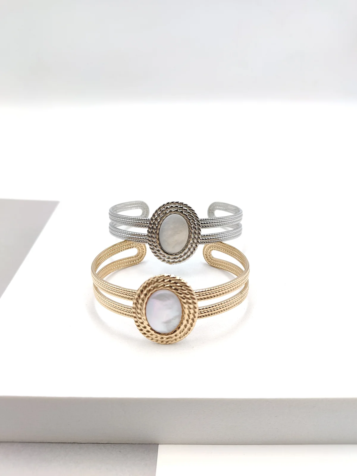 Stainless Steel Embossed Bracelet with Mother-of-Pearl by Magis Handmade Jewels – view 2
