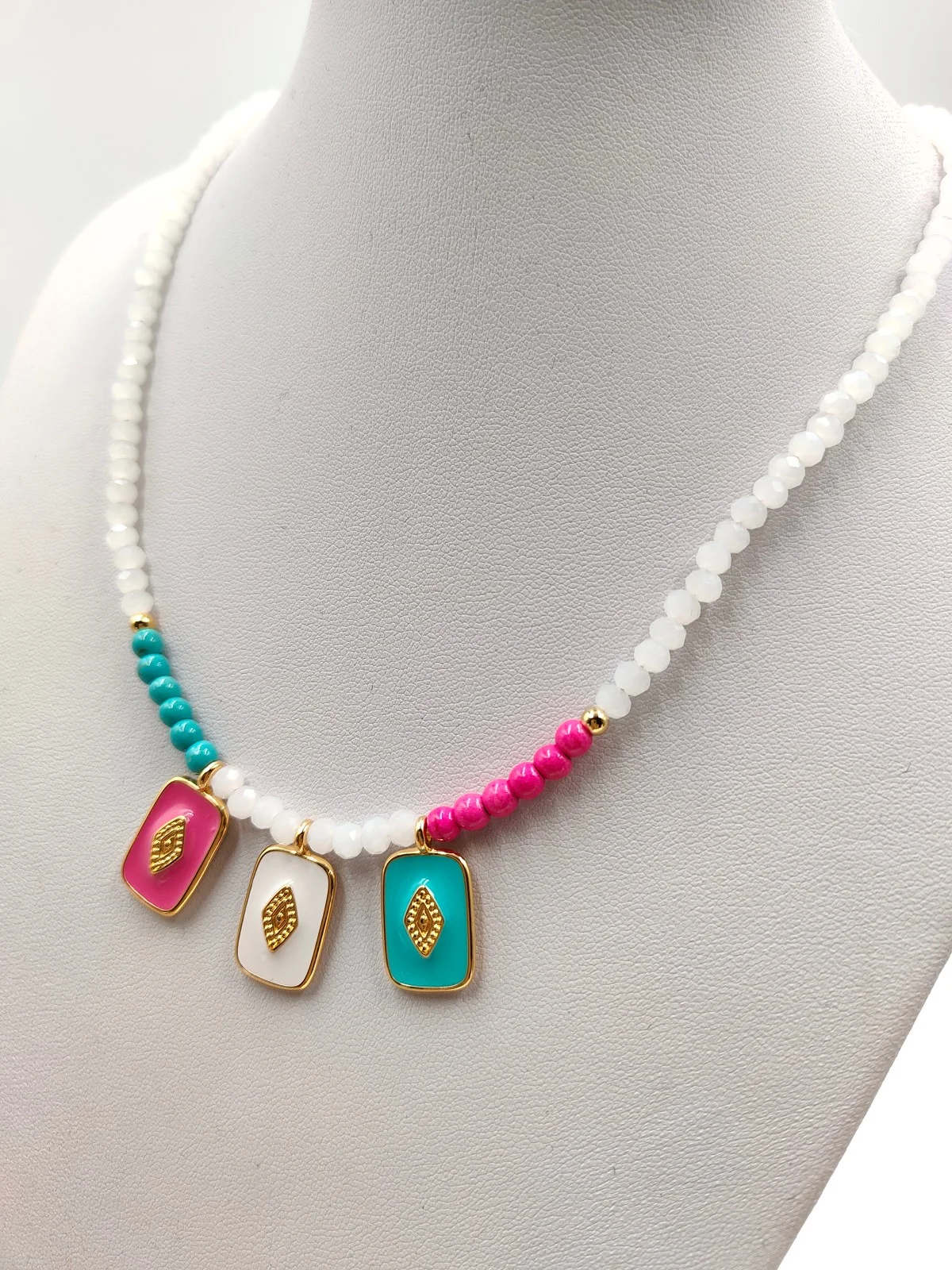 Necklace with Howlite and Gold-Plated Enamel Details #801825
