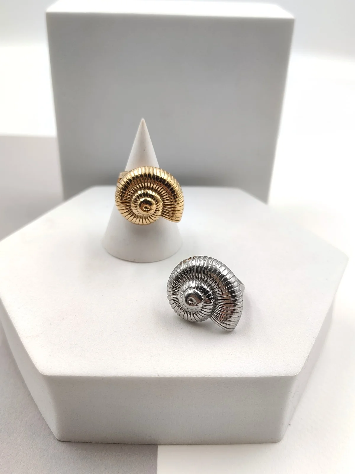 Stainless Steel Embossed Seashell Ring #552061
