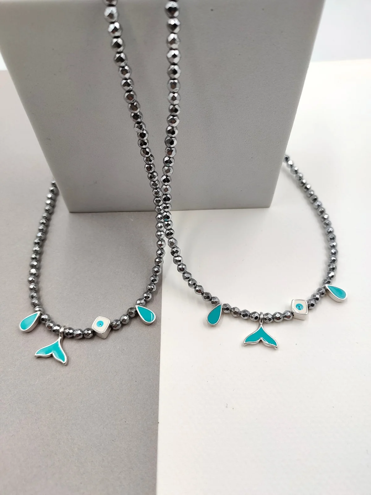 Necklace with Hematite Beads and Silver-Plated Enamel Details by Magis Handmade Jewels – view 3