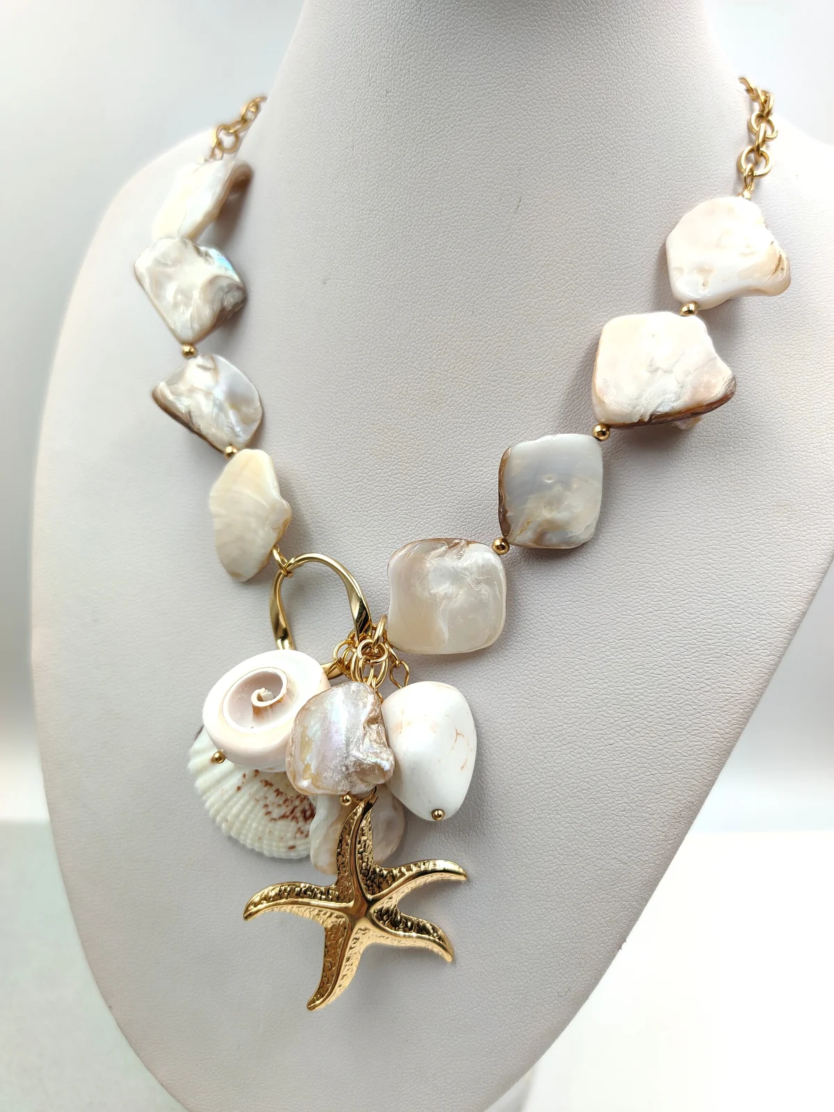 Stainless Steel Necklace with Mother-of-Pearl, Acrylic Pearls and Seashells by Magis Handmade Jewels – view 2
