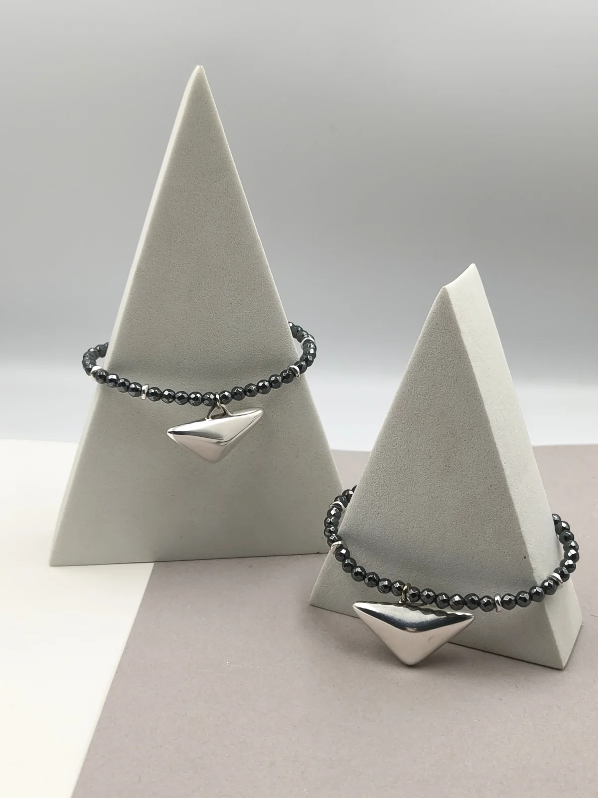 Bracelet with Hematite Beads and Silver-Plated Motif by Magis Handmade Jewels – view 2