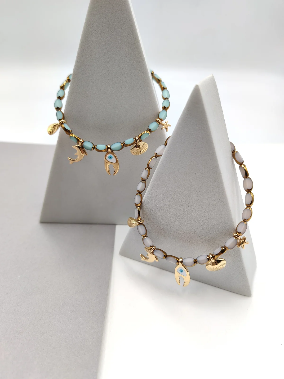 Bracelet with Glass Beads and Gold-Plated Enamel Details by Magis Handmade Jewels – view 3