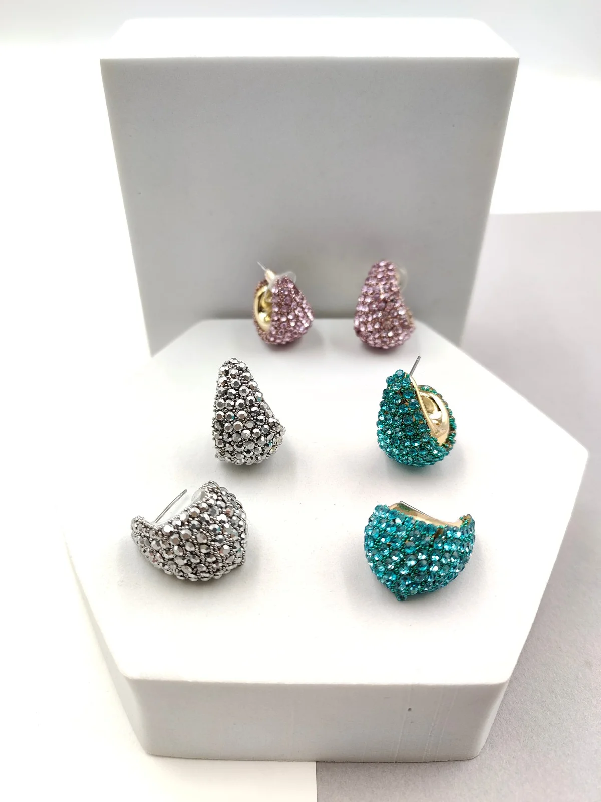 Gold-Plated Earrings with Rhinestones by Magis Handmade Jewels – view 2