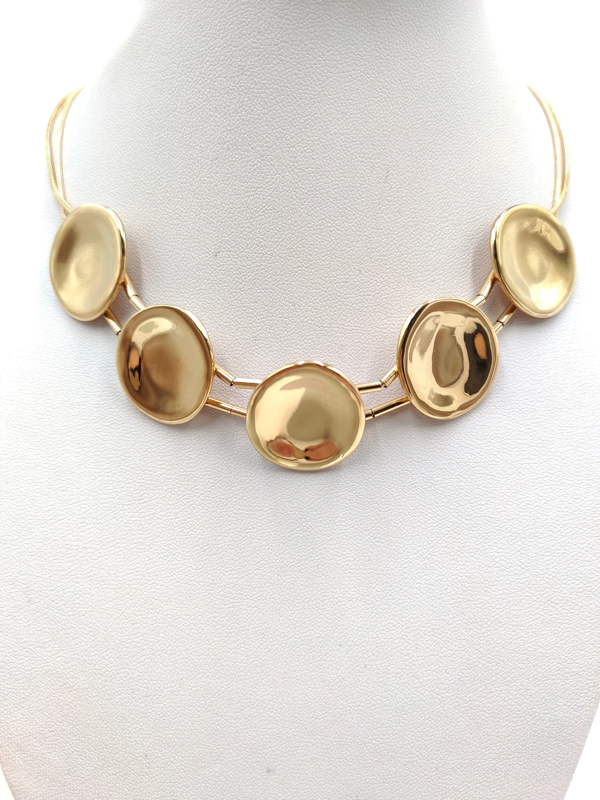 Stainless Steel Choker Necklace with Oval Motif by Magis Handmade Jewels – view 2