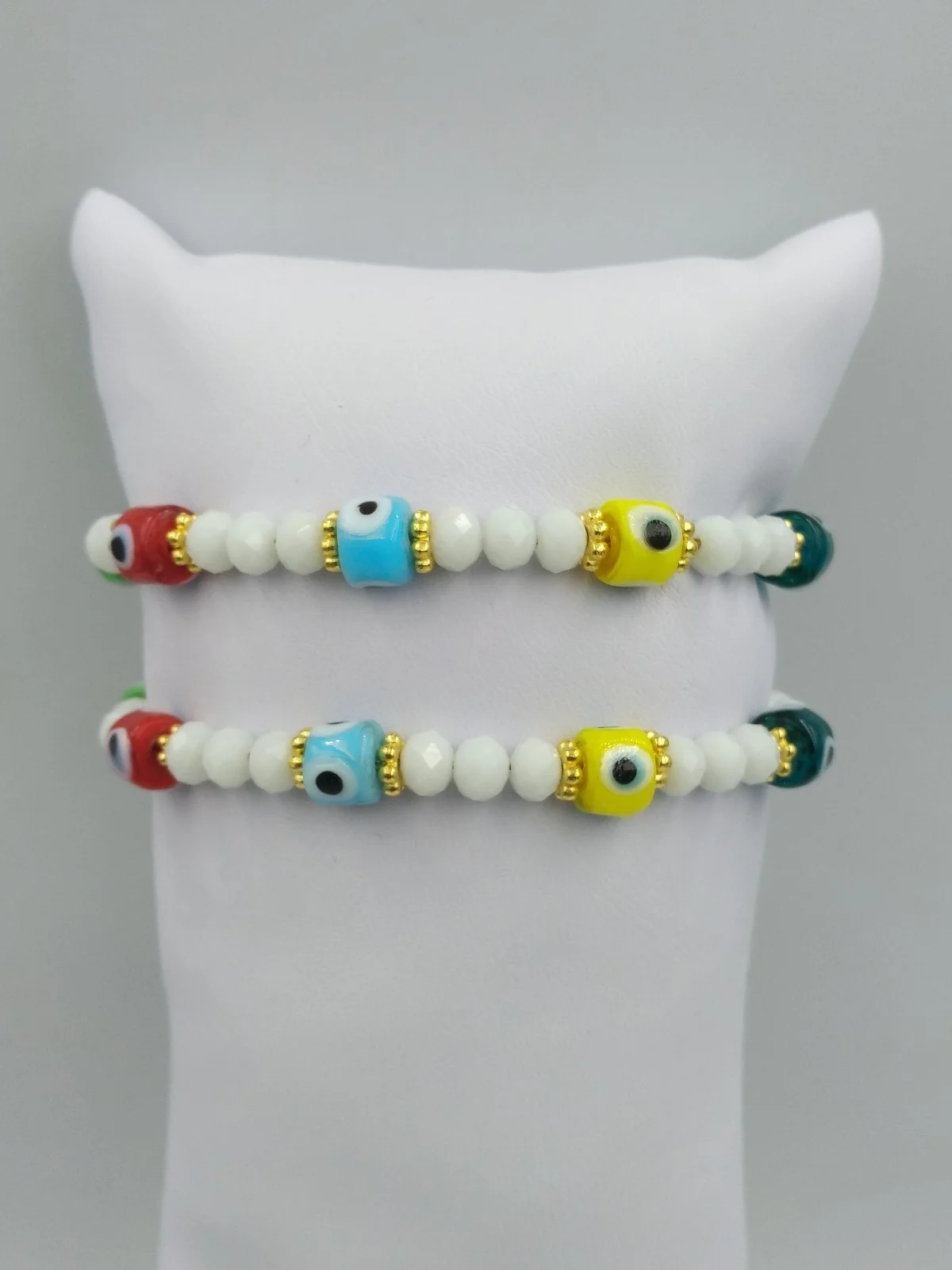 Bracelet with Beads and Glass Evil Eyes by Magis Handmade Jewels – view 2